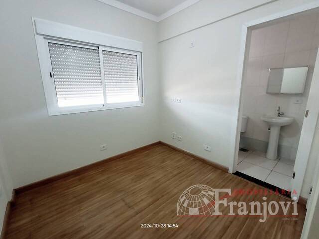 #2450 - Apartamento para Locação em Arapongas - PR - 2