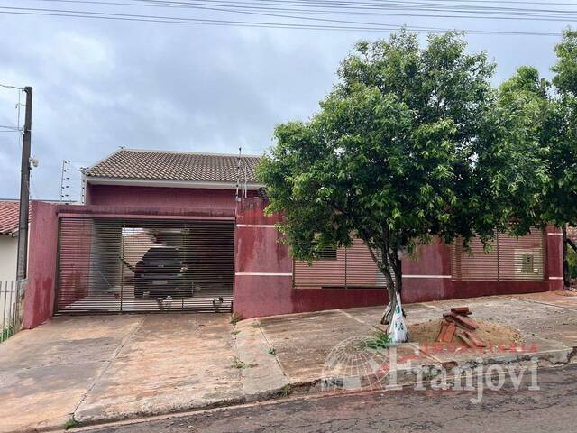 #2523 - Casa para Venda em Arapongas - PR - 2