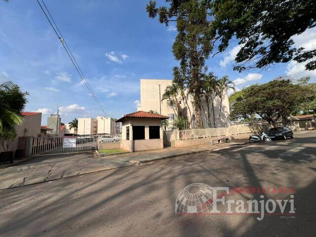 #2542 - Apartamento para Venda em Arapongas - PR - 2