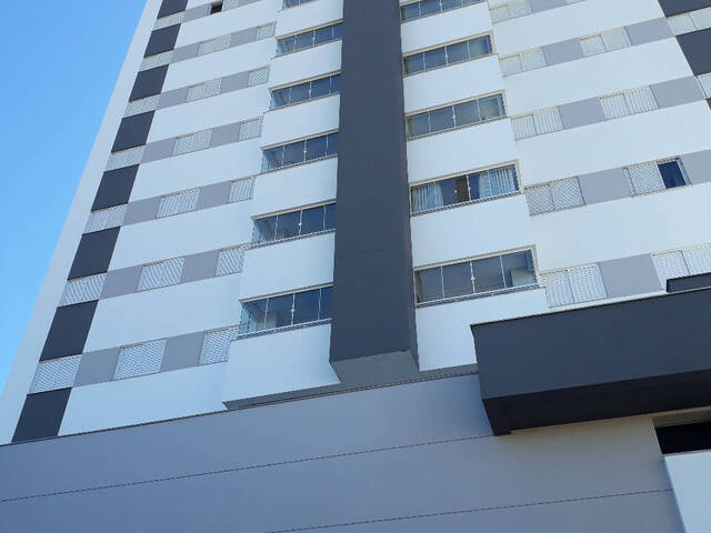#2655 - Apartamento para Venda em Arapongas - PR - 2
